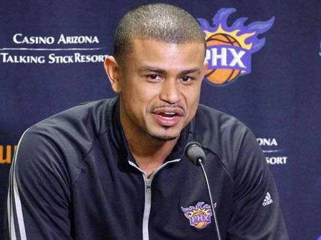 沃特森赞扬球队合作密切,带来令人振奋的胜利 沃特森赞扬球队合作密切,带来令人振奋的胜利