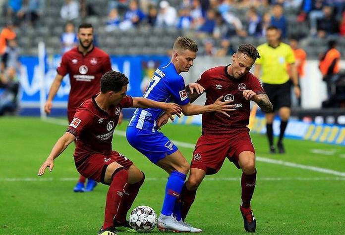 宝威官网-南安普敦主场失利，保级形势严峻